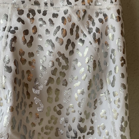 Fabletics PowerHold® High-Waisted Legging Size XSmall / Small - Picture 9 of 13